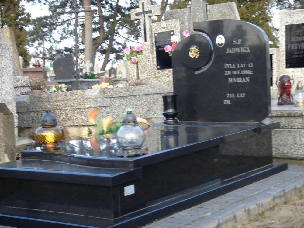 nagrobek15